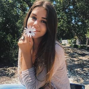 Meet your Posher, Destiny